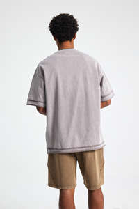 เสื้อยืดโอเวอร์ไซส์ทรงหลวมสไตล์สตรีทแวร์ ผ้าคอตตอน 100% น้ำหนัก 280 กรัม ล้างแบบวินเทจ แต่งลายปะติด แขนสั้น สำหรับผู้ชาย แบบสั่งทำพิเศษ - Product Image 3