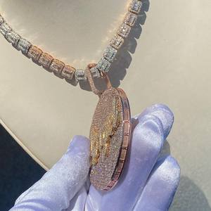 Bijoux de bus 3D brillants personnalisés pour hommes, testeur de diamants de passage de Moissanite VVS, pendentif boule 3D plaqué glacé - Product Image 4