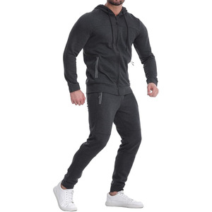Trajes Deportivos de Alta Calidad para Hombre/Traje Deportivo Masculino Moderno de Corte Ajustado con Combinación de Colores para Entrenamiento, Subido por Dress Sports - Product Image 1