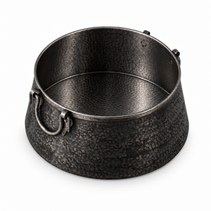 Bassin de pédicure rond en métal martelé noir antique avec poignées - Product Image 1
