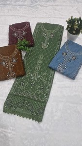 Salwar Kameez Pakistaní Elegante de Georgette de Seda Reversible Bordado en 4 Colores, el Más Vendido, para Fiestas, Noches de Sangeet y Cenas de Eid - Product Image 4