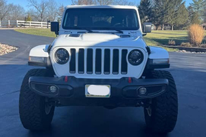 Jeep Wrangler Unlimited Rubicon 4x4 PowerDrive Elite Usado del 2023 en Venta - Product Image 2