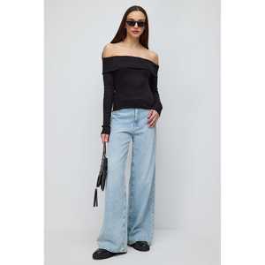 Blusa de Mujer Casual de Manga Larga, Cuello Redondo, Tela Popelina, Bordado de Encaje, Logotipo Frontal, Talla XL - Product Image 1