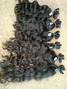 Tissage de cheveux ondulés vierges indiens non transformés Remy style facile 14-16-20 pouces extensions tissées - Product Image 6