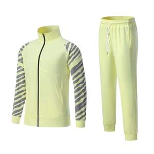 ชุดออกกำลังกายสองชิ้นสำหรับผู้ชายชุดวิ่งออกกำลังกายผ้าโพลีเอสเตอร์แห้งเร็วชุดออกกำลังกายใส่เล่นกีฬาใส่สบาย - Product Image 4