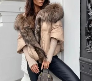 Top tendance femmes fermeture éclair fourrure veste 100% laine à capuche hiver veste fabricant qualité supérieure élégant bouffant veste - Product Image 4