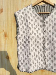 Manteau tricoté matelassé bohème fait à la main pour femmes Style Vintage 100% coton Double boutonnage poches brodées Hippie respirant - Product Image 6