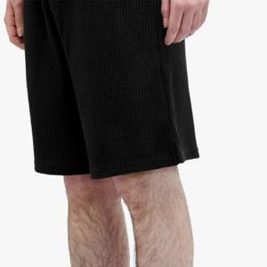 Pantalones cortos de gofre cómodos para hombre: de alta calidad, transpirables y perfectos para el uso diario y las actividades al aire libre - Product Image 3