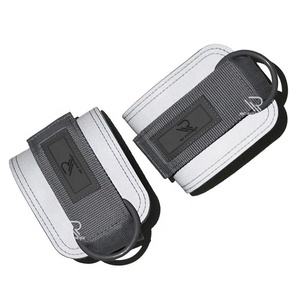 รองเท้าส้นเตี้ยหนังสีดำแฟชั่นสูงสำหรับผู้หญิง ผลิตในปากีสถาน - Product Image 5
