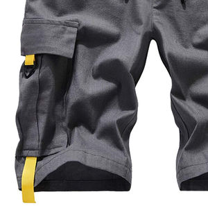 กางเกงขาสั้นผ้าโพลีเอสเตอร์/ ผ้าฝ้ายแห้งเร็วแบบลำลองของผู้ชายย้อมสีล้วนแบบสั่งตัด - Product Image 3