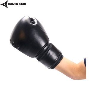 Gants de boxe en matériau PU DSI, coutures solides, évacuation de l'humidité, anti-UV, respirants, fermeture à boucle et crochet, entraînement durable - Product Image 6