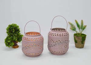 Lanterne suspendue en métal gravée, cadeau tendance, découpée, rose, lanterne suspendue, bougeoir votif marocain, terrarium, bougeoir votif pour la décoration - Product Image 3
