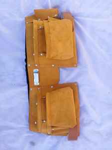 Tablier professionnel en cuir à double poche CRUIZE modèle CE-1253 pour outils à main - Product Image 3