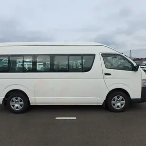 Utilisé pour Hiace Superlarga Van Diesel Turbo Automatique FWD R16 Sièges en cuir Intérieur foncé 2018 5 sièges Toit ouvrant à vendre - Product Image 2