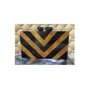 Vente en gros de pochette bohème en résine martelée de qualité supérieure avec fermeture pour fête de mariage en toutes saisons Améliorez votre look bohème chic - Product Image 1