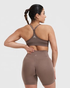 Conjunto de Yoga de secado rápido para mujer Pantalones estampados ajustados y hermoso chaleco deportivo trasero para fitness - Product Image 3