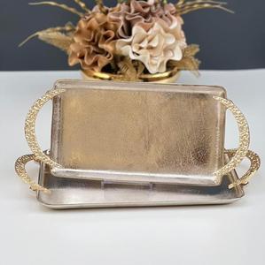 Plateau de service rectangulaire en aluminium Plateau de service de table décoratif pour mariage et hôtels avec poignée lunaire Plats à usage de cuisine - Product Image 1