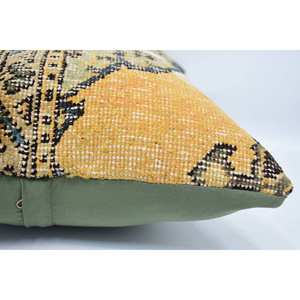 Almohada de Lana de 16x24 Pulgadas, Diseño Bohemio Dorado, Estilo Kantha, Patrón Vintage, Técnica de Tejido, Antideslizante, Ecológica, Extraíble - Product Image 5