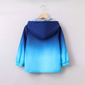 เสื้อกันลมมีฮู้ดน้ำหนักเบาสำหรับเด็กผู้ชายแจ็กเก็ตกันแดดลำลองสีมีซิปสำหรับกิจกรรมกลางแจ้ง - Product Image 2