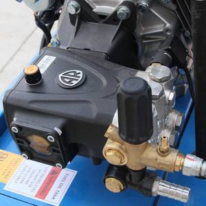 Hidrolavadora de 4000 PSI y 4 GPM, B&S de 13.5 HP, Diésel, PowerShot, con Calentamiento de Agua - Product Image 2