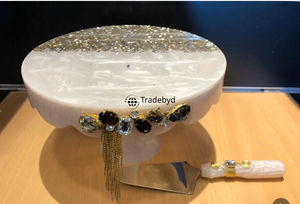 Présentoir à gâteau en résine fait main décoratif pour présentation et décoration de table de fête de mariage élégant Tradebyd - Product Image 6