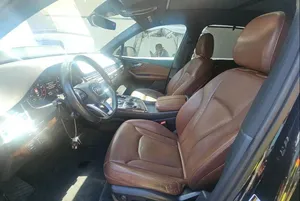 ใช้แล้ว2017 Audi Q7 3.0T พรีเมี่ยม - Product Image 6
