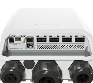 Switch MikroTik CRS504-4XQ-OUT, Switch Router para la Nube, 4x 100G QSFP28, 1x RJ45 100Mb/s, IP66 - Product Image 4