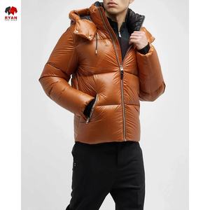 Chaqueta acolchada de invierno para hombre con diseño con capucha, tela tejida suave, logotipo personalizado OEM y color sólido - Product Image 2