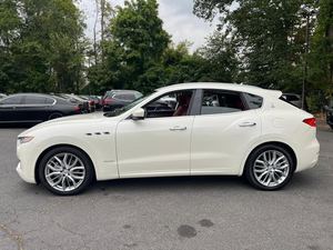 สะอาด2019 Mas-E-RA-TI Lev_ante Gran_Lusso 3.0L AWD - Product Image 4