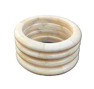 Bijoux de bracelets en os naturel de matériaux écologiques Meilleur design simple Bracelets en os naturel faits à la main pour dames comme cadeaux parfaits - Product Image 1