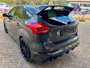 Top Performance 2017 <span class=keywords><strong>Ford</strong></span>-<span class=keywords><strong>Focus</strong></span> manuelle essence <span class=keywords><strong>4</strong></span> cylindres Euro6 5 places 349hp voitures d'occasion prêtes à exporter dans le monde entier - Product Image 4