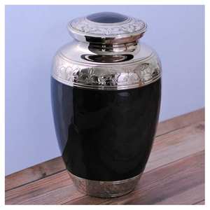 Urne de crémation en métal blanc de qualité exportée Urne funéraire artisanale pour cendres fabriquée en Inde - Product Image 5