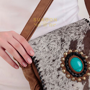 Bolso con flecos de cuero de estilo occidental bohemio de alta calidad para mujer, cremallera con acento de piedra turquesa, nuevo lanzamiento, piel oculta, portátil, plegable - Product Image 1