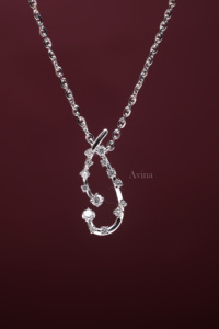 Collier pendentif torsadé abstrait en diamant cultivé en laboratoire certifié IGI en or blanc/rose et or jaune 9 carats |   Bijoux modernes en diamants fins - Product Image 5