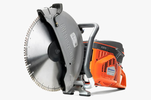 เครื่องตัดคอนกรีต/เลื่อยคอนกรีต รุ่นใหม่ K 970 ขนาด 16 นิ้ว ความลึกการตัด 6 นิ้ว ใช้งานได้ทั้งแบบเปียก/แห้ง กำลัง 6.5 แรงม้า เครื่องยนต์ 2 จังหวะ สำหรับงานก่อสร้างคอนกรีตเสริมเหล็ก - Product Image 3