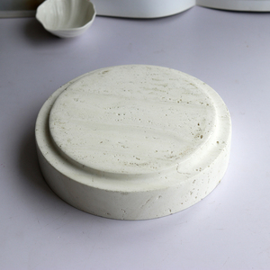 Support de présentation pour gâteaux et pâtisseries en marbre travertin naturel, design moderne fait main - Product Image 4
