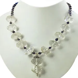 Collar de Cadena con Cuentas de Perlas Religiosas de Cuarzo Transparente - Elegante Collar Chapado en Oro para Mujer, Regalo Ideal - Product Image 2