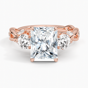 Bague de fiançailles Secret Garden en or 14K 18K avec trois diamants de laboratoire taille radiant, ronds et marquise - Product Image 2