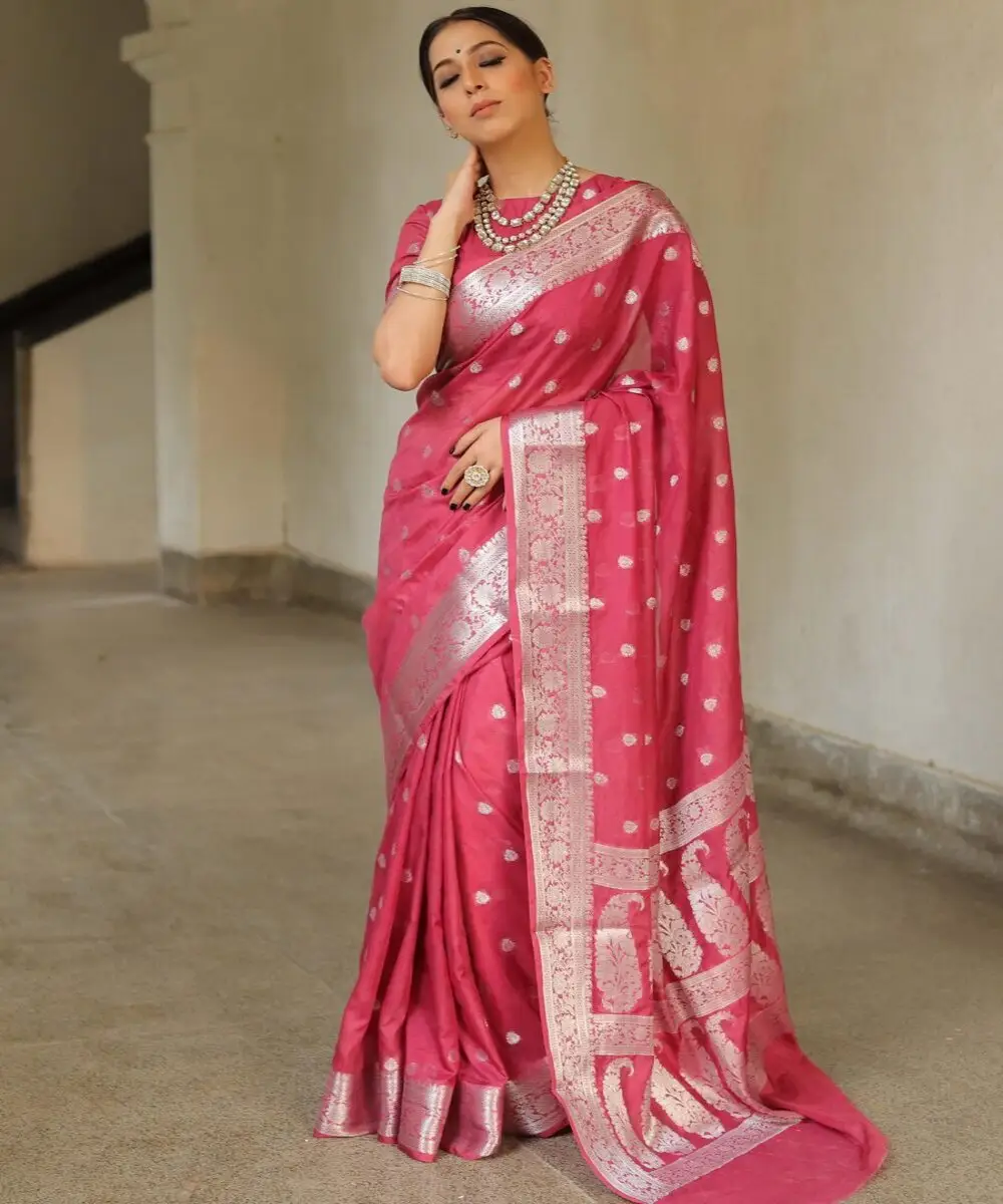 Saree sari NOUVELLE TENDANCE CORDING SÉQUENCE SAREE UNIQUE TENUE MODE BRODÉ TRAVAIL SAREES SUR ORGANZA AVEC CHEMISIER LOURD