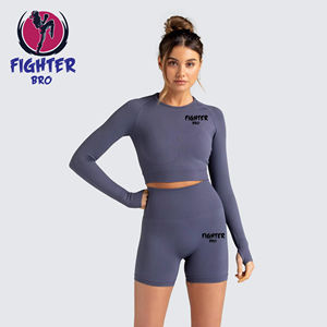 เซตเสื้อยืดและกางเกงขาสั้นสำหรับผู้หญิงเสื้อยืดสองชิ้นสำหรับเล่นกีฬาฤดูร้อน - Product Image 1