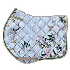 Sous-selle en coton sublimé à motifs floraux, sous-selle de saut en satin - pour l'équitation, le saut d'obstacles et autres sports équestres 2025 - Product Image 3