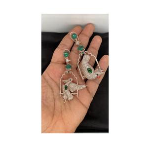 Boucles d'oreilles en diamants naturels exquis pour occasions élégantes, collections de bijoux de luxe, bijoux en diamants - Product Image 1