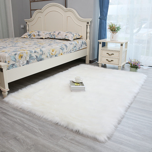 Tapis de sol moderne et minimaliste en forme de cœur blanc moelleux, personnalisable, à poils de 5-6 mm, en fausse soie et laine tuftée, style bohème, personnalisable - Product Image 4