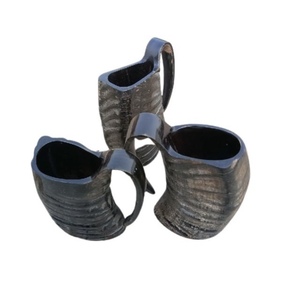 Meilleure qualité personnalisable taille corne de buffle Viking tasse à boire 400ml tasse à corne de bière en gros disponible - Product Image 1