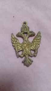 Pendentifs en fer sur le thème du crâne forgés à la main sur mesure idéaux pour les créateurs de bijoux sur le thème viking vintage pour la revente - Product Image 4