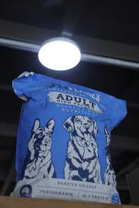 PetFlakes 4Kg Alimento Seco Alto en Proteínas para Perros Adultos - Product Image 3