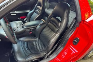 Chevrolet Corvette Coupé V8 d'occasion de 2002, design intemporel, légende de la route, performance, conçu pour la vente - Product Image 6