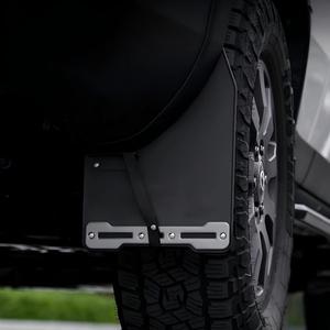 Ensemble de 4 garde-boue noir et rouge haute résistance, protection de passage de roue, pièces extérieures de voiture pour Toyota Land Cruiser LC250 2024 - Product Image 2
