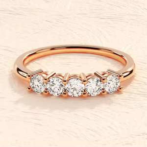 Anillo de compromiso de diamante simulado de cinco moissanitas de corte redondo, anillo personalizado, regalo de joyería para ella - Product Image 4