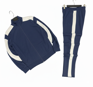 Ensemble de survêtement deux pièces personnalisé de haute qualité pour homme, avec sweat à capuche et pantalon de jogging, idéal pour le streetwear et la détente - Product Image 1